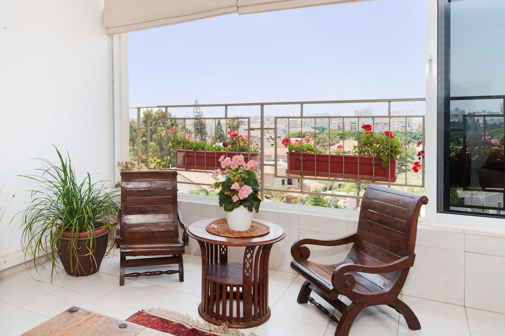 Kfar Saba View Apartment Room photo