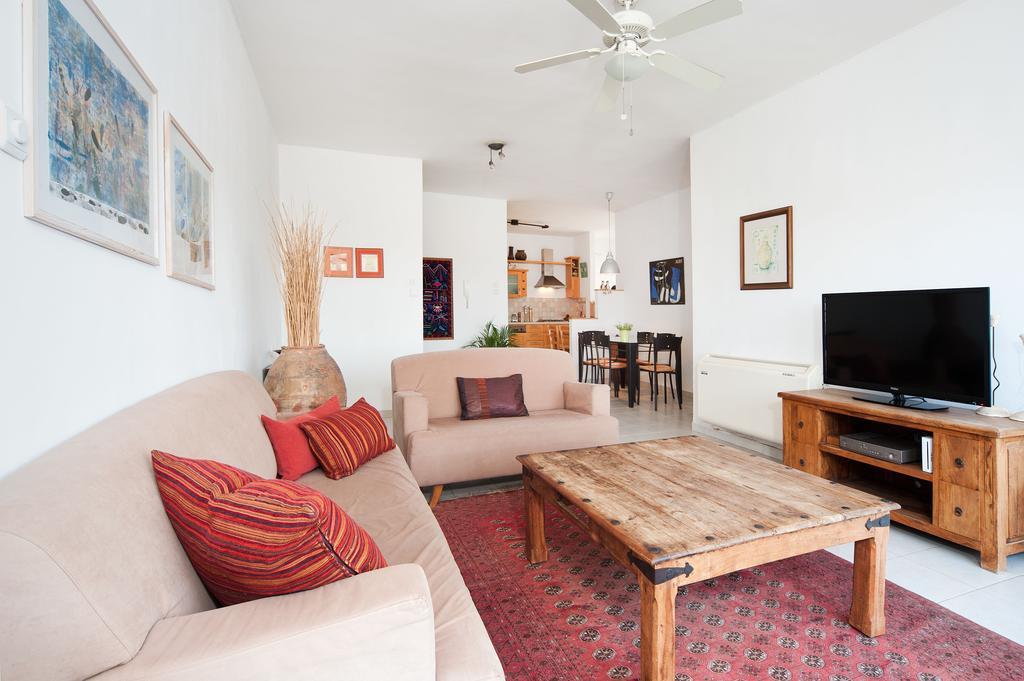 Kfar Saba View Apartment Room photo