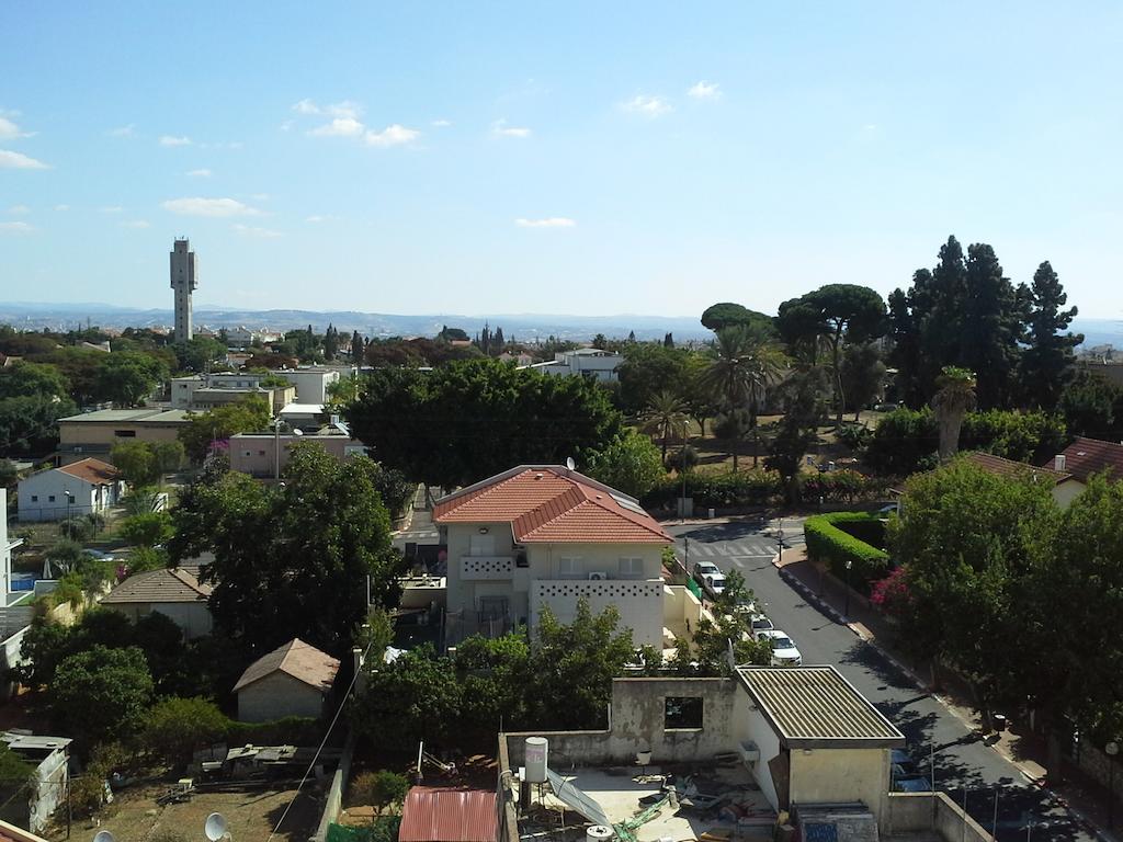 Kfar Saba View Apartment Room photo